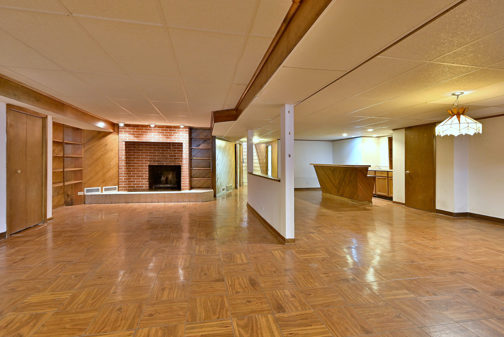 406 Hillcrest Drive, Prospect Heights, IL 60070