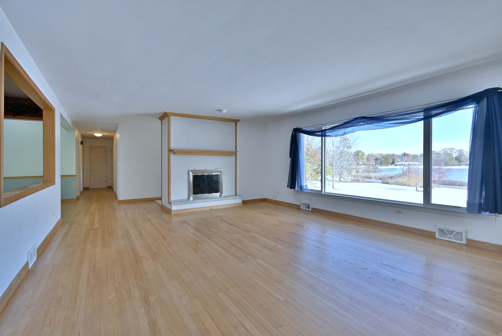 406 Hillcrest Drive, Prospect Heights, IL 60070