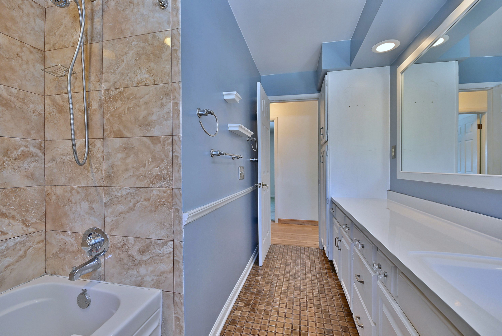 406 Hillcrest Drive, Prospect Heights, IL 60070