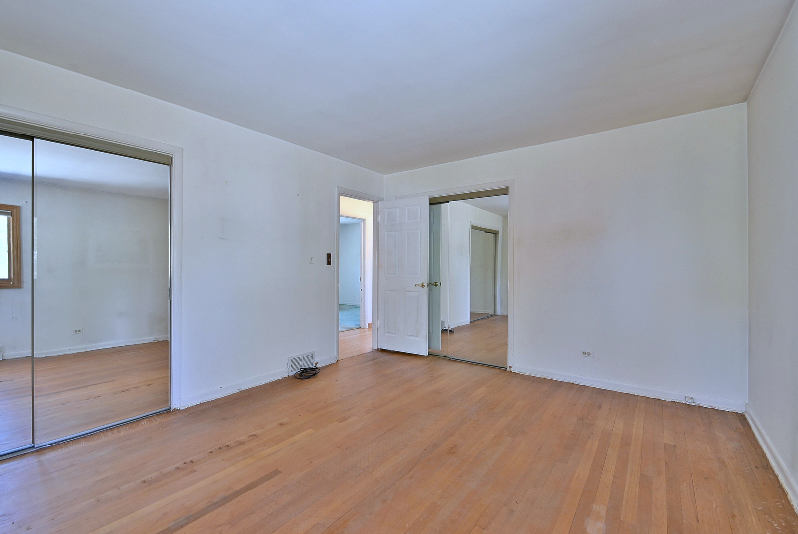 406 Hillcrest Drive, Prospect Heights, IL 60070