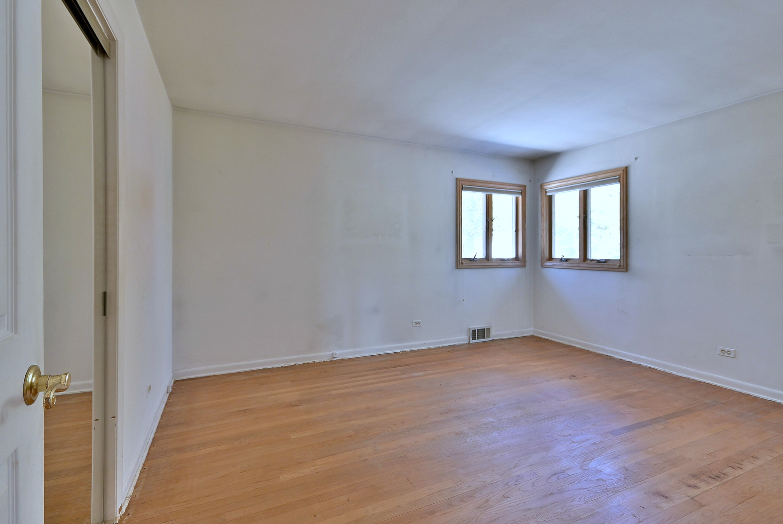 406 Hillcrest Drive, Prospect Heights, IL 60070