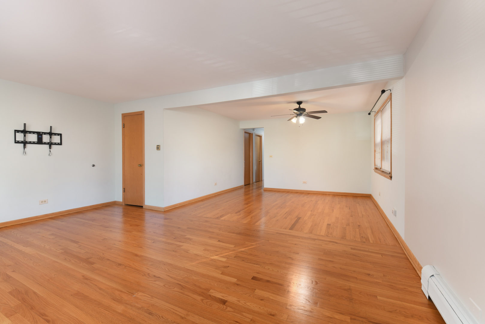 8629 W Summerdale Avenue #2, Chicago, IL 60656