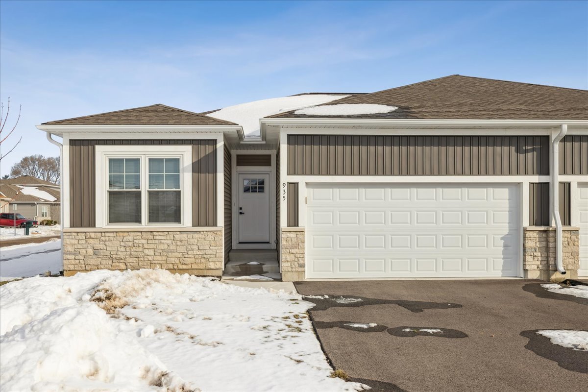 935 Partridge Circle, Marengo, IL 60152