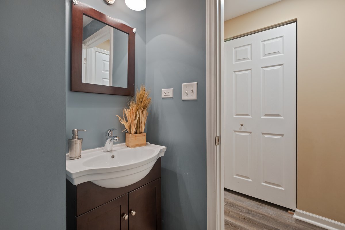 12717 Wexford Drive, Plainfield, IL 60585