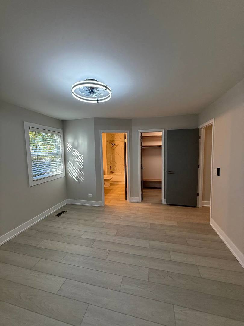 2403 Mallow Court #Z1, Schaumburg, IL 60194