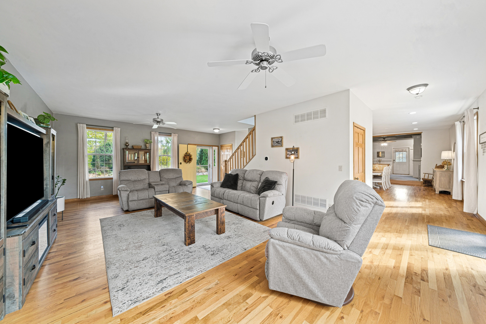 43W140 Campton Hills Road, Elburn, IL 60119