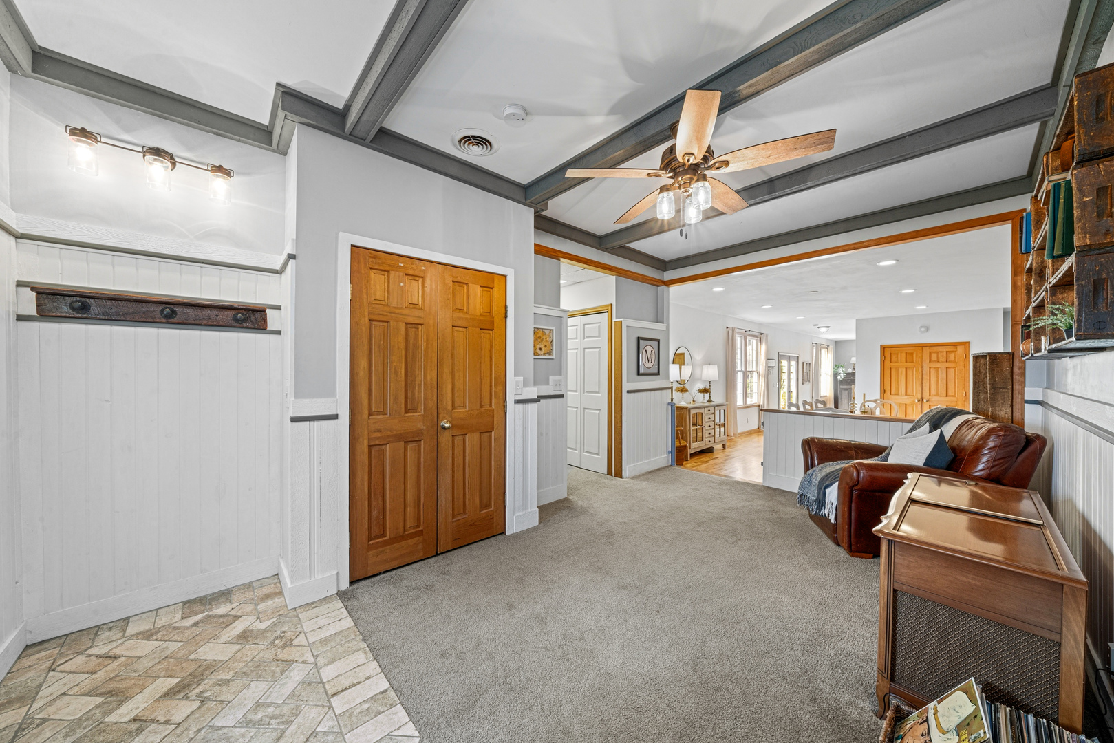 43W140 Campton Hills Road, Elburn, IL 60119