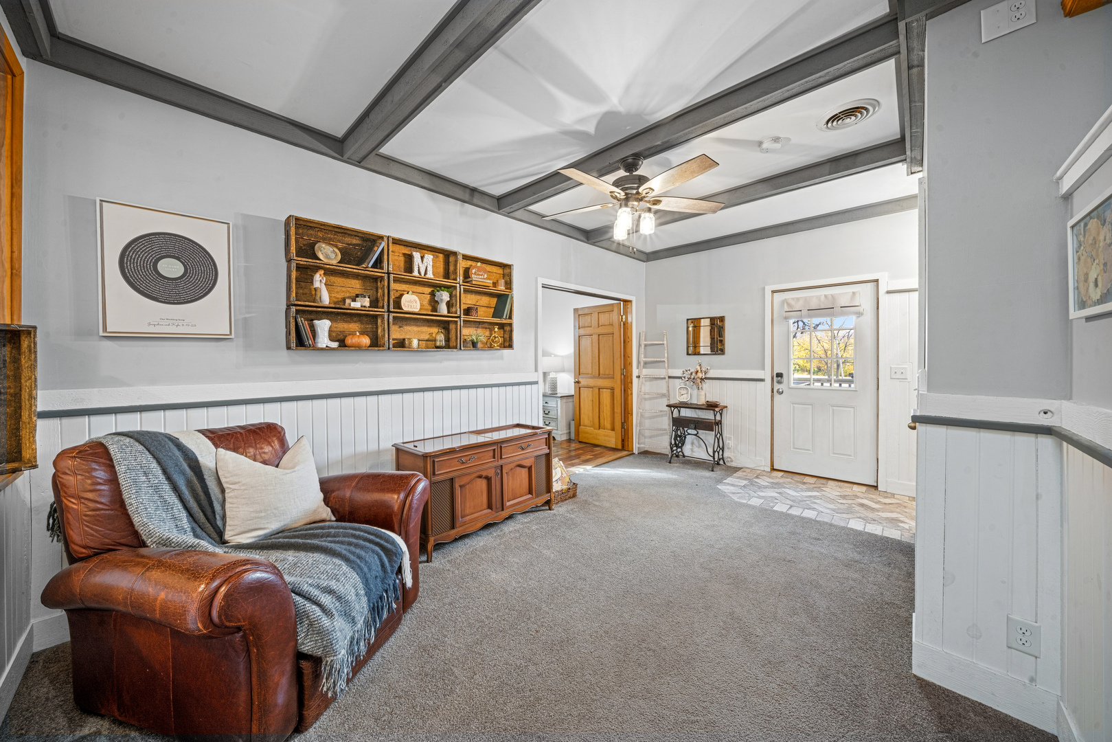 43W140 Campton Hills Road, Elburn, IL 60119