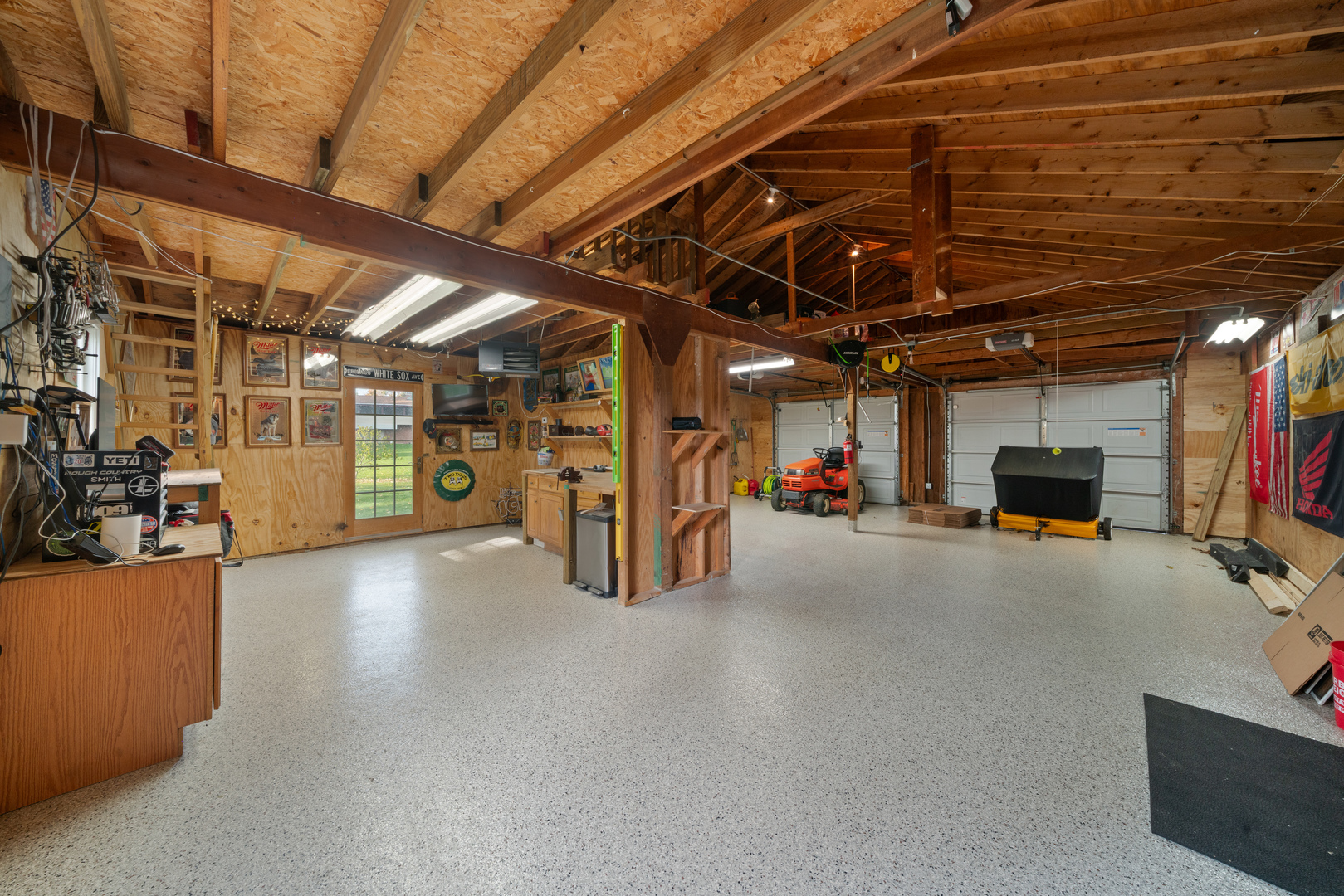 43W140 Campton Hills Road, Elburn, IL 60119