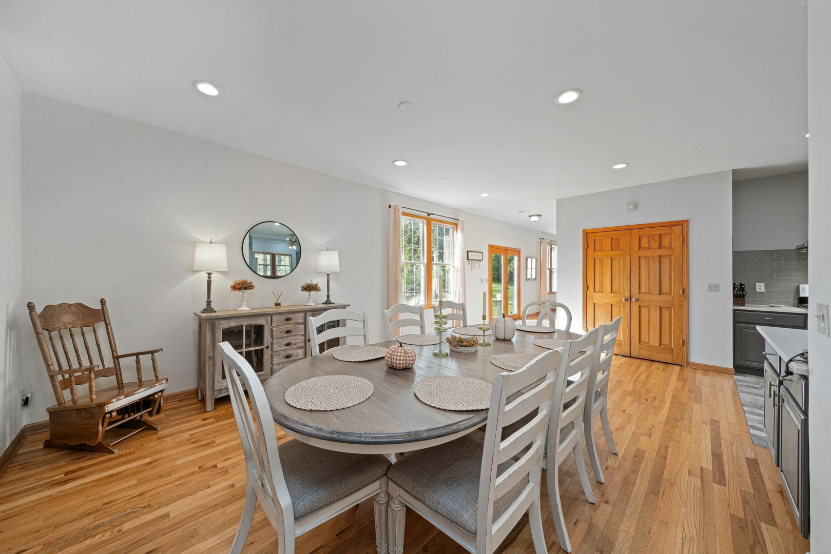 43W140 Campton Hills Road, Elburn, IL 60119