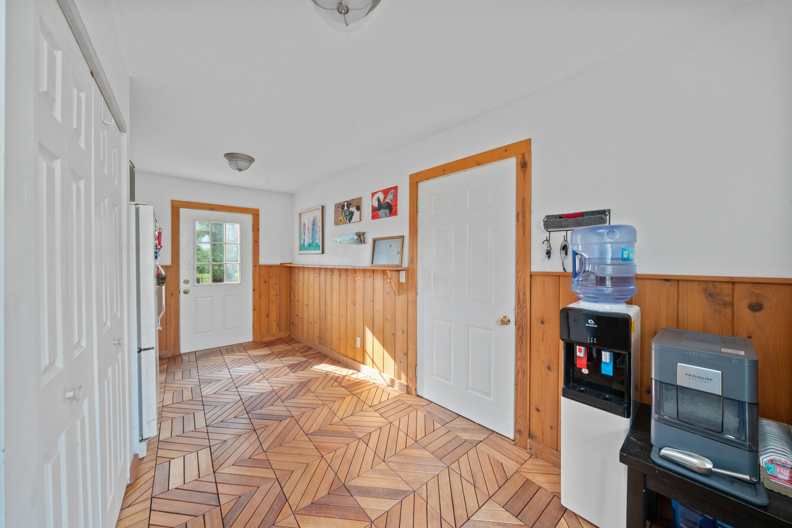 43W140 Campton Hills Road, Elburn, IL 60119