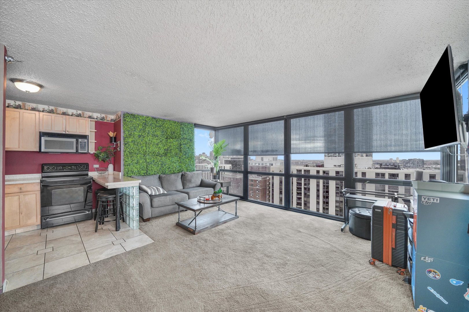 1122 N Clark Street #2202, Chicago, IL 60610