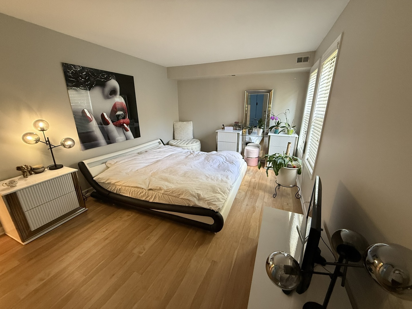 2208 Country Club Drive #2, Woodridge, IL 60517