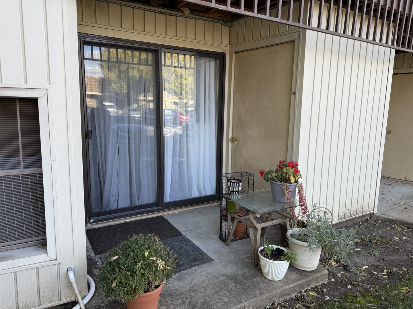 2208 Country Club Drive #2, Woodridge, IL 60517