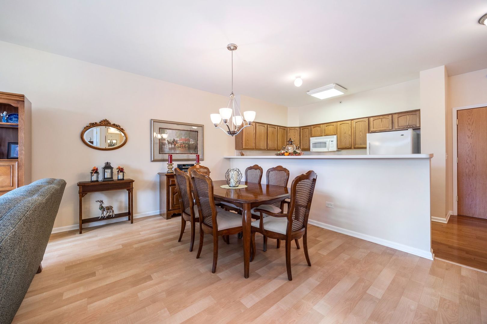 3400 Wellington Court #306, Rolling Meadows, IL 60008