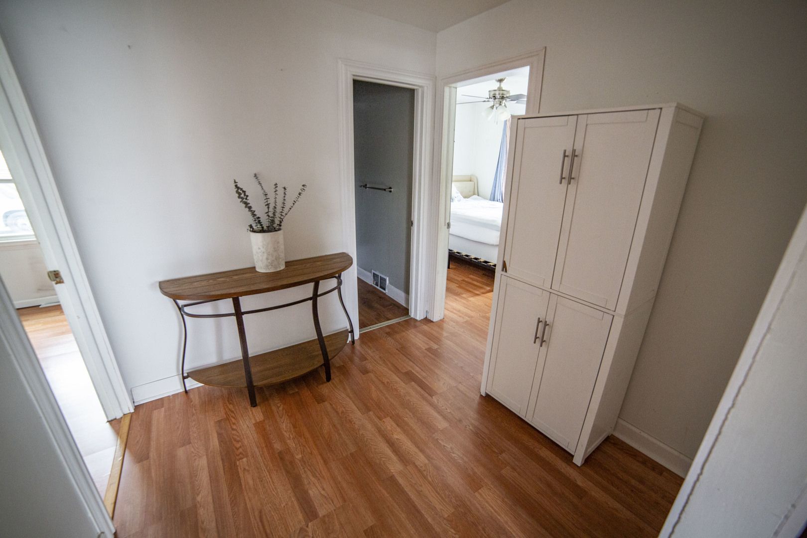 4572 Rumsey Avenue, Oak Lawn, IL 60453