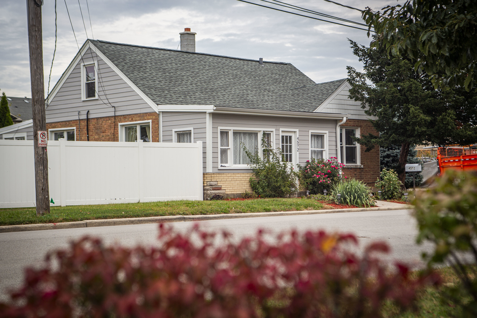 4572 Rumsey Avenue, Oak Lawn, IL 60453