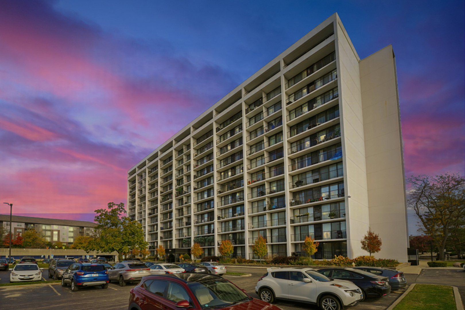 2005 S Finley Road #1202, Lombard, IL 60148