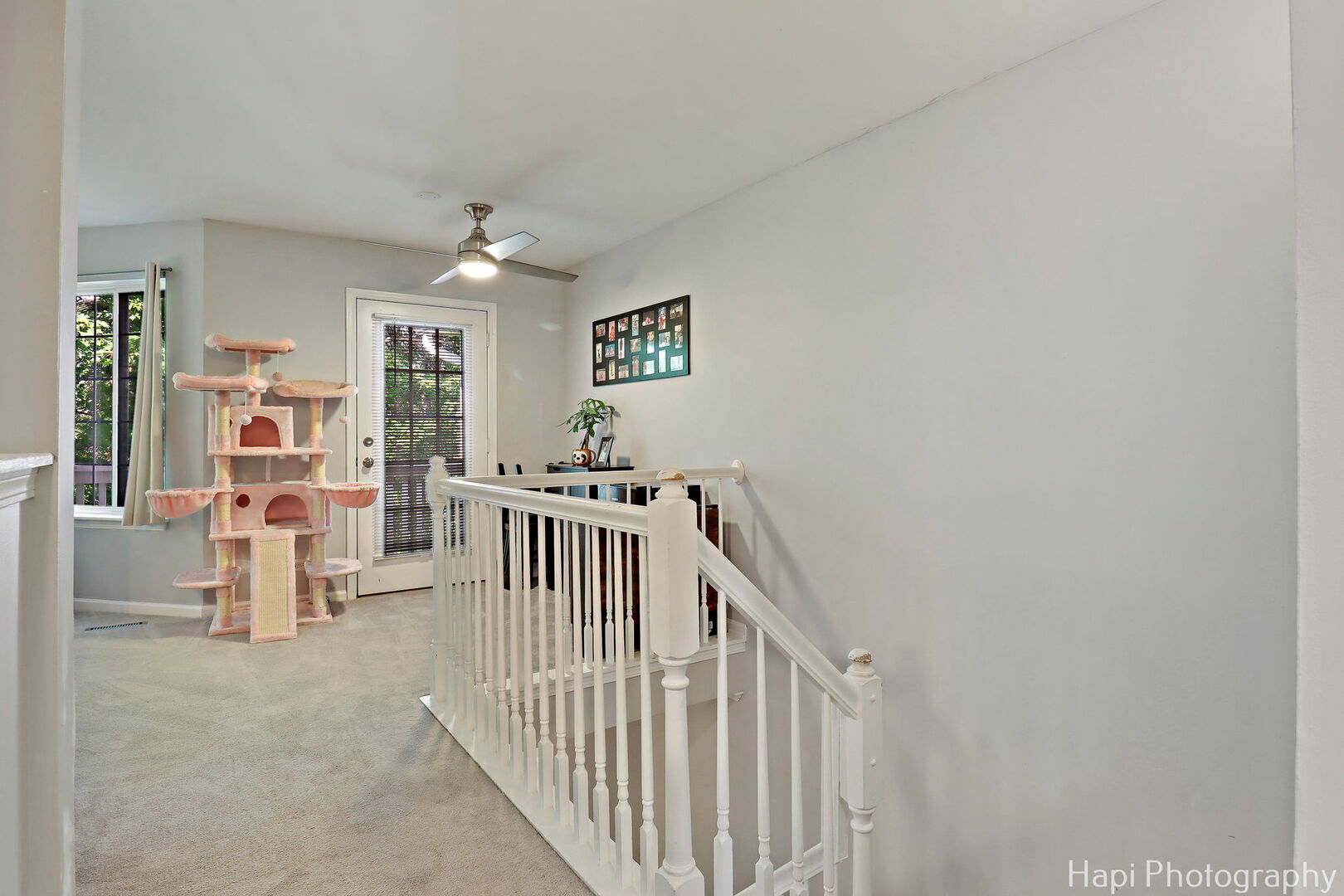 337 W Treehouse Lane #11-2, Round Lake, IL 60073