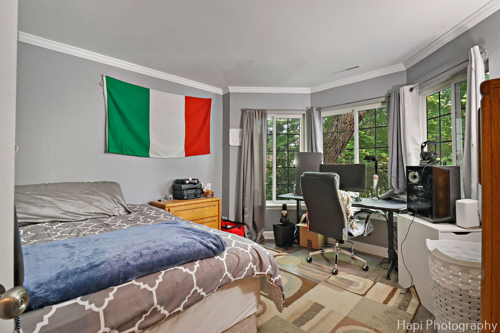 337 W Treehouse Lane #11-2, Round Lake, IL 60073