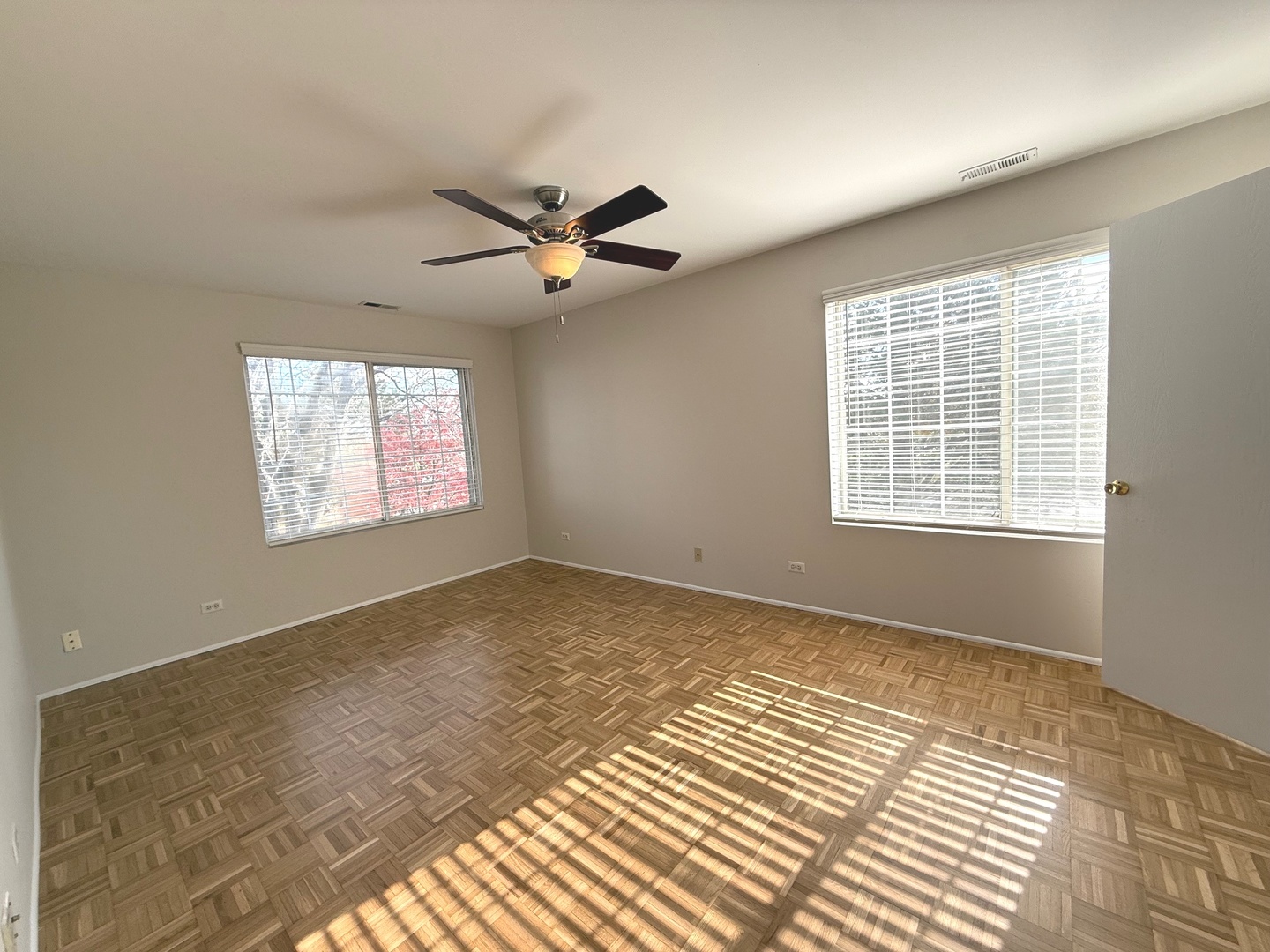 408 Trenton Court, Aurora, IL 60504