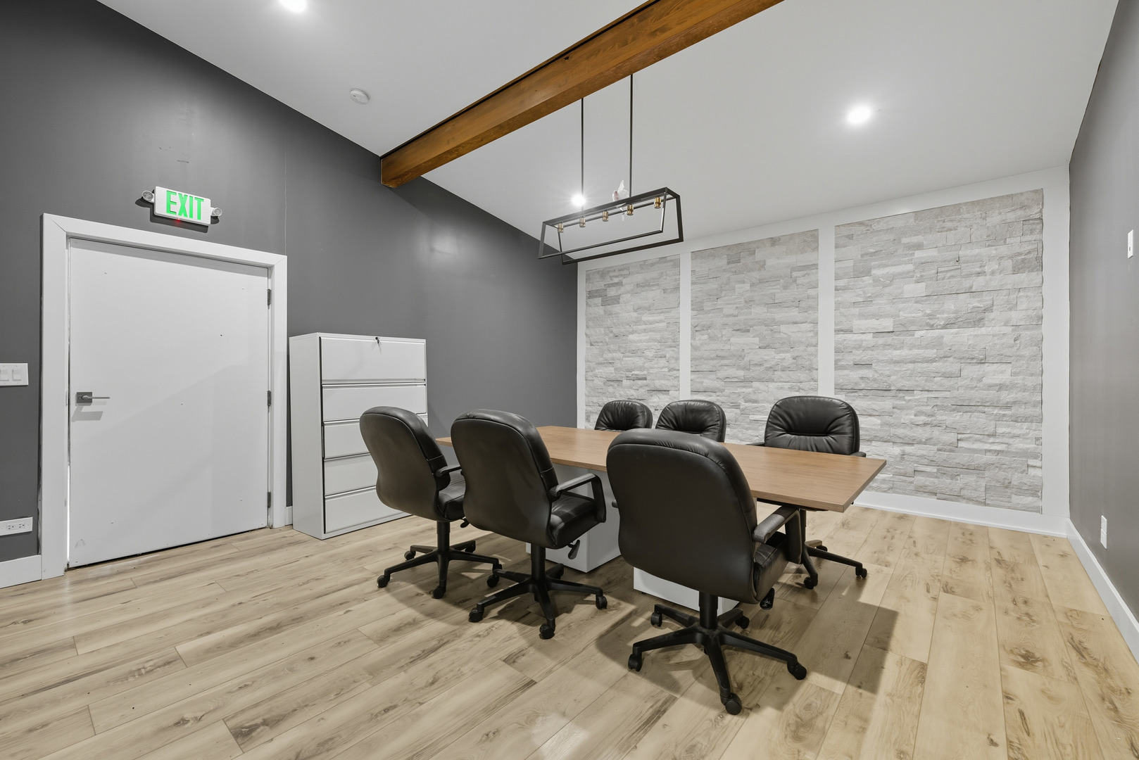 801 W Grant Highway, Marengo, IL 60152