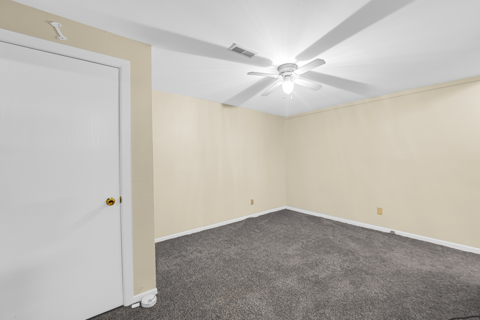 192 S Joslyn Street, Cortland, IL 60112