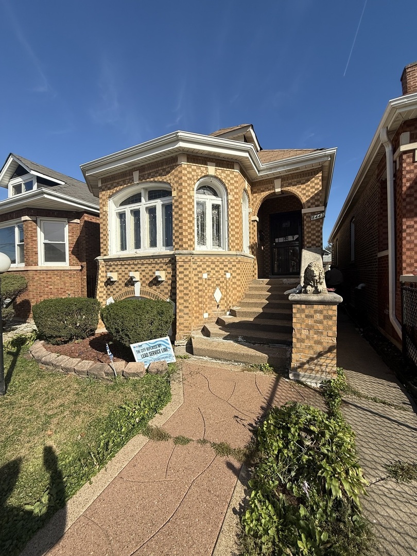8443 S Hermitage Avenue, Chicago, IL 60620