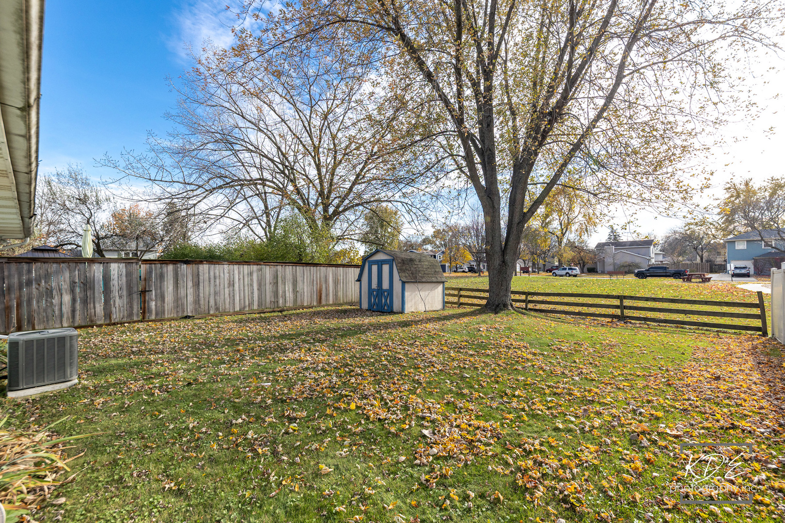 30W171 Maplewood Court, Warrenville, IL 60555