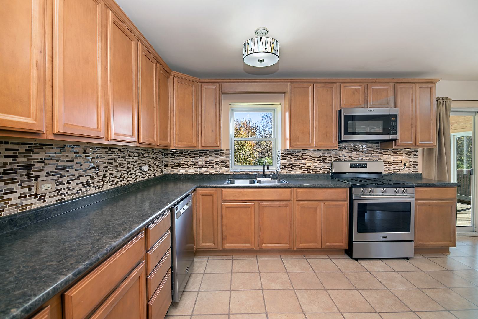 2N603 Virginia Avenue, Glen Ellyn, IL 60137