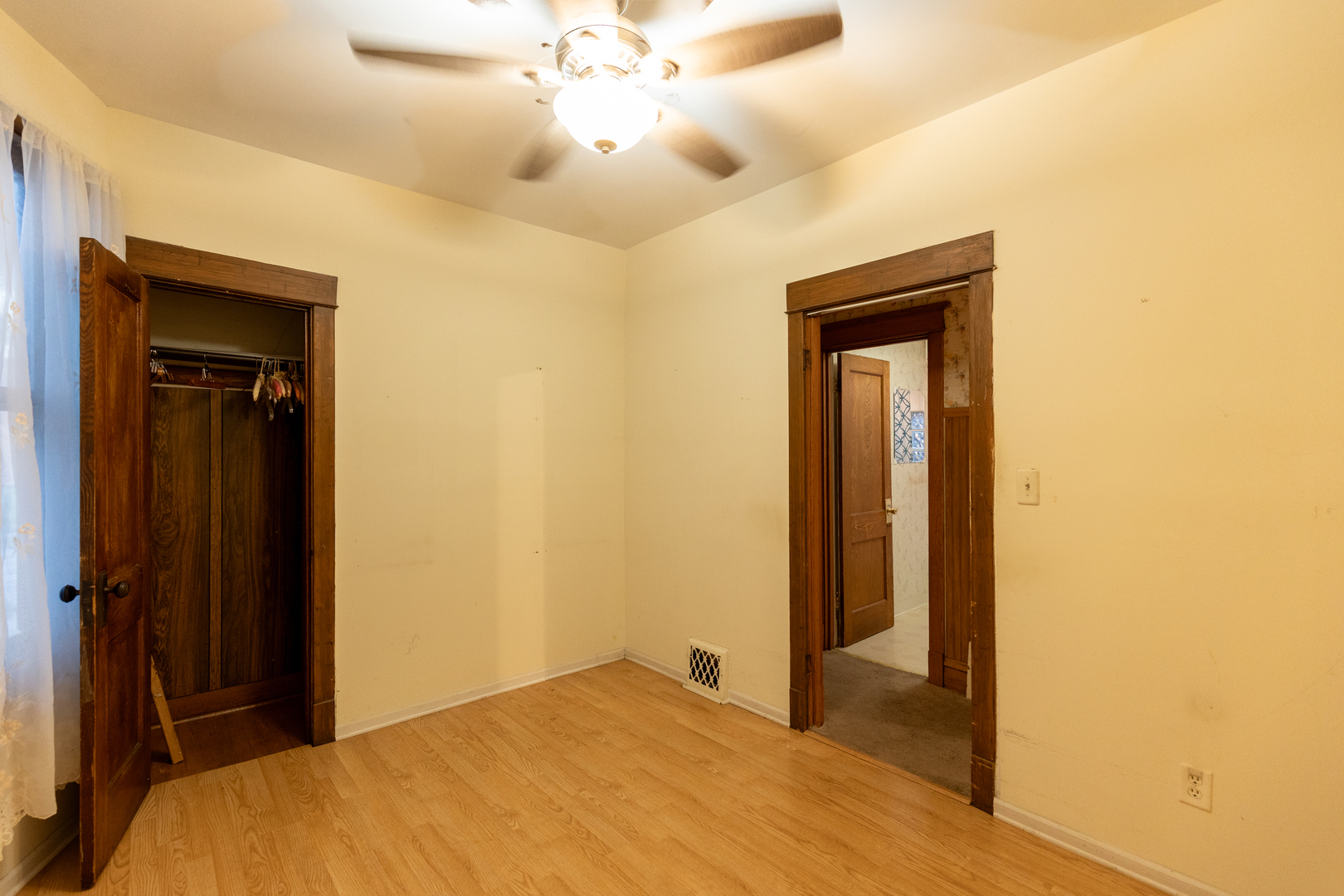 1133 S Ridgeland Avenue, Oak Park, IL 60304