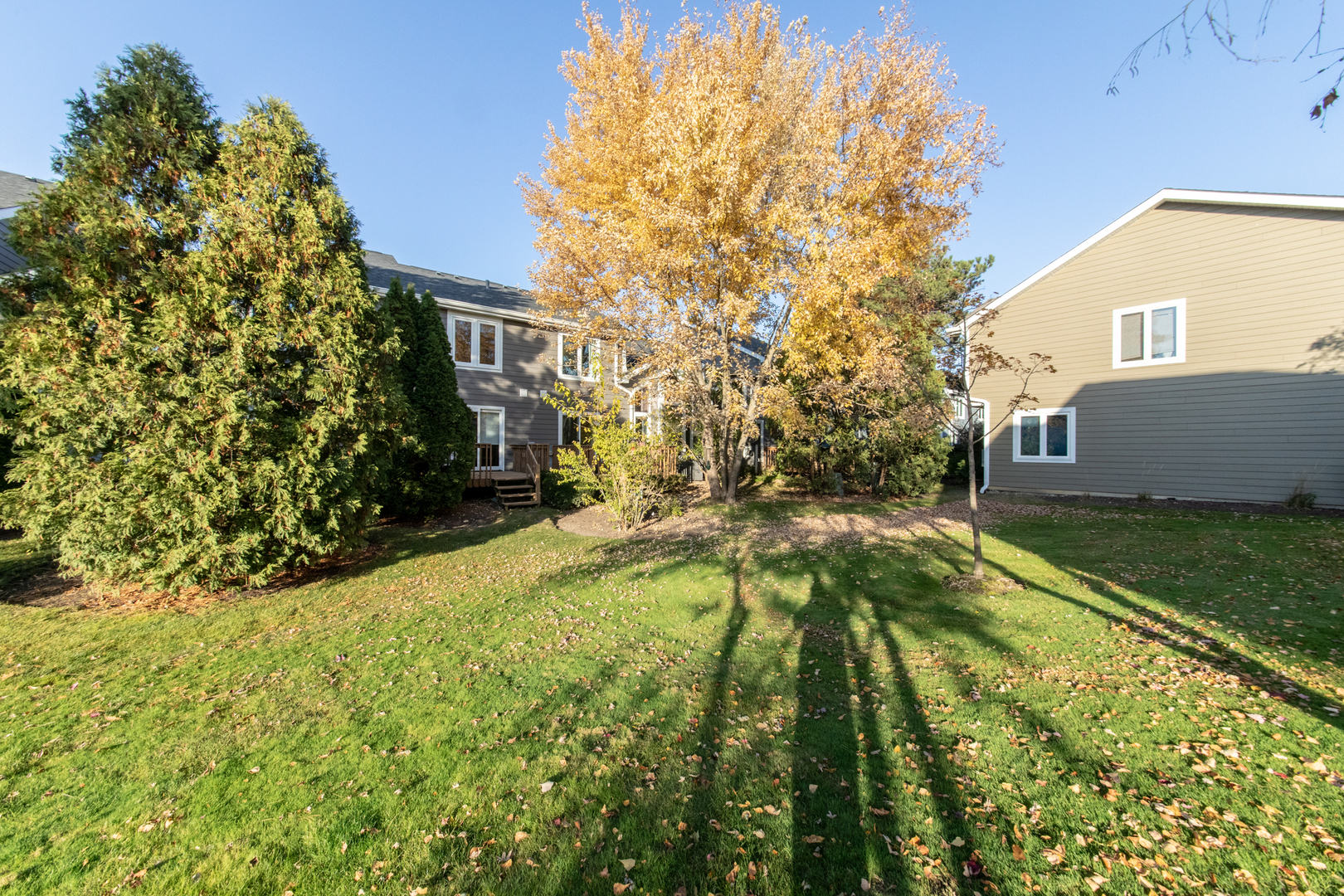 1068 MATTANDE Lane, Naperville, IL 60540