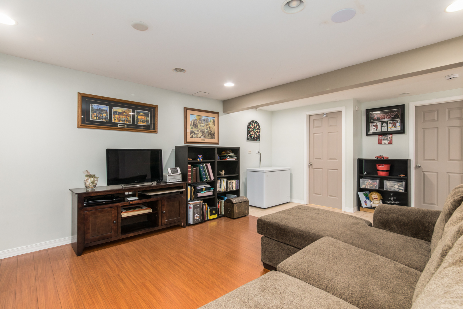 1068 MATTANDE Lane, Naperville, IL 60540