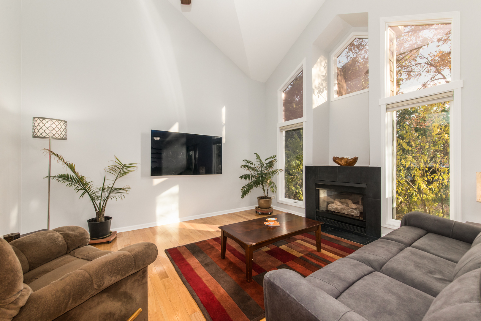 1068 MATTANDE Lane, Naperville, IL 60540