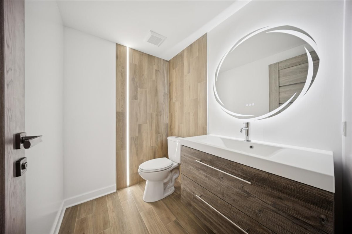 567 Cress Creek Lane, Crystal Lake, IL 60014