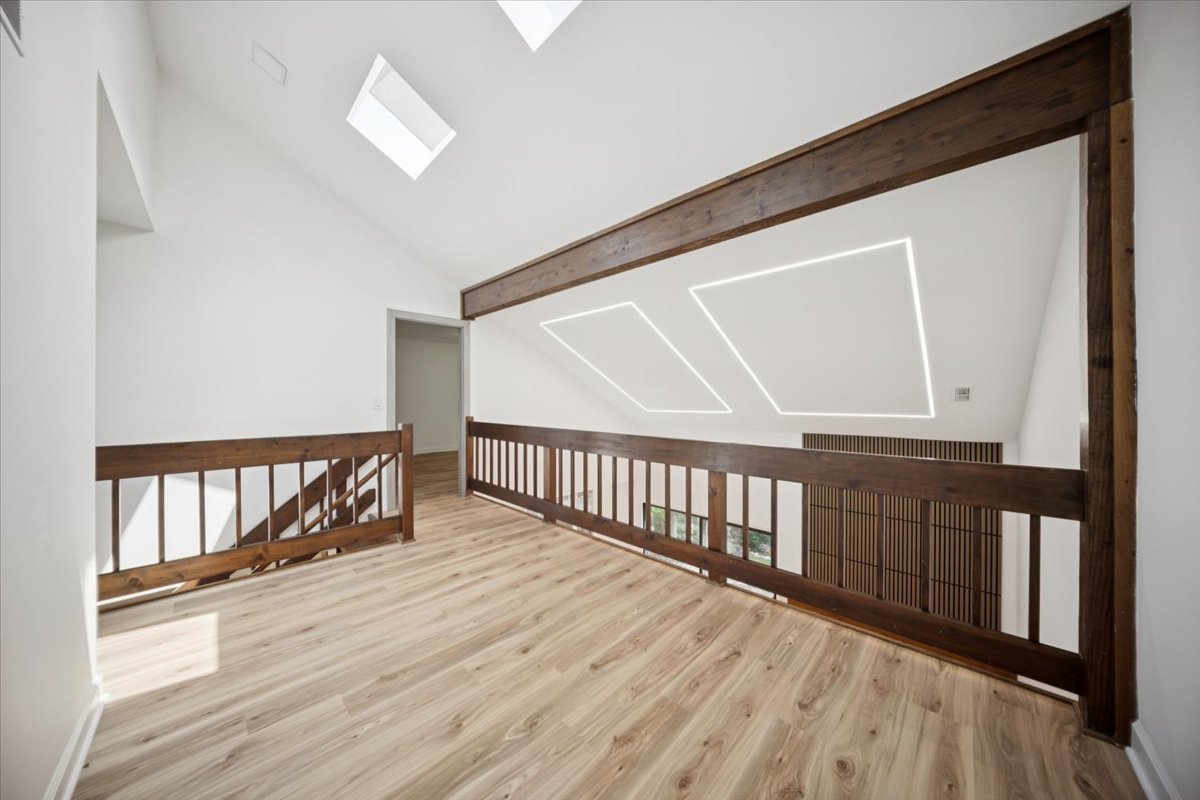 567 Cress Creek Lane, Crystal Lake, IL 60014