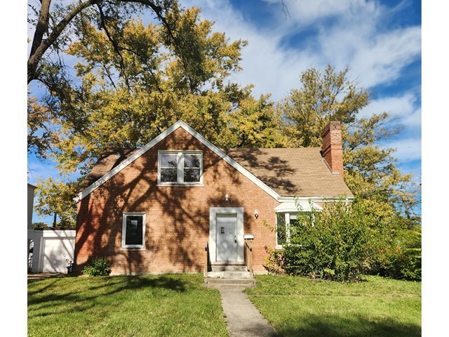 289 W 16th Street, Chicago Heights, IL 60411