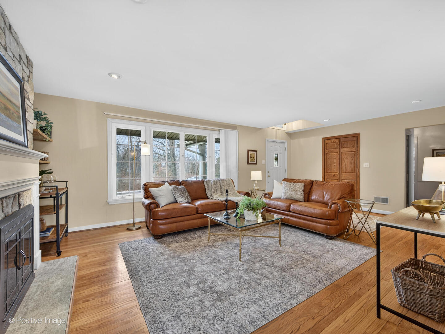 306 E Ravine Avenue, Willow Springs, IL 60480