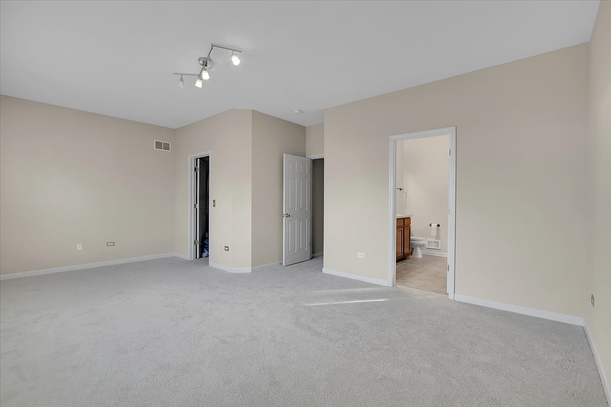 1120 TRILLIUM Lane, Shorewood, IL 60404