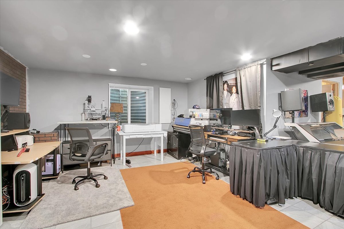 1120 TRILLIUM Lane, Shorewood, IL 60404