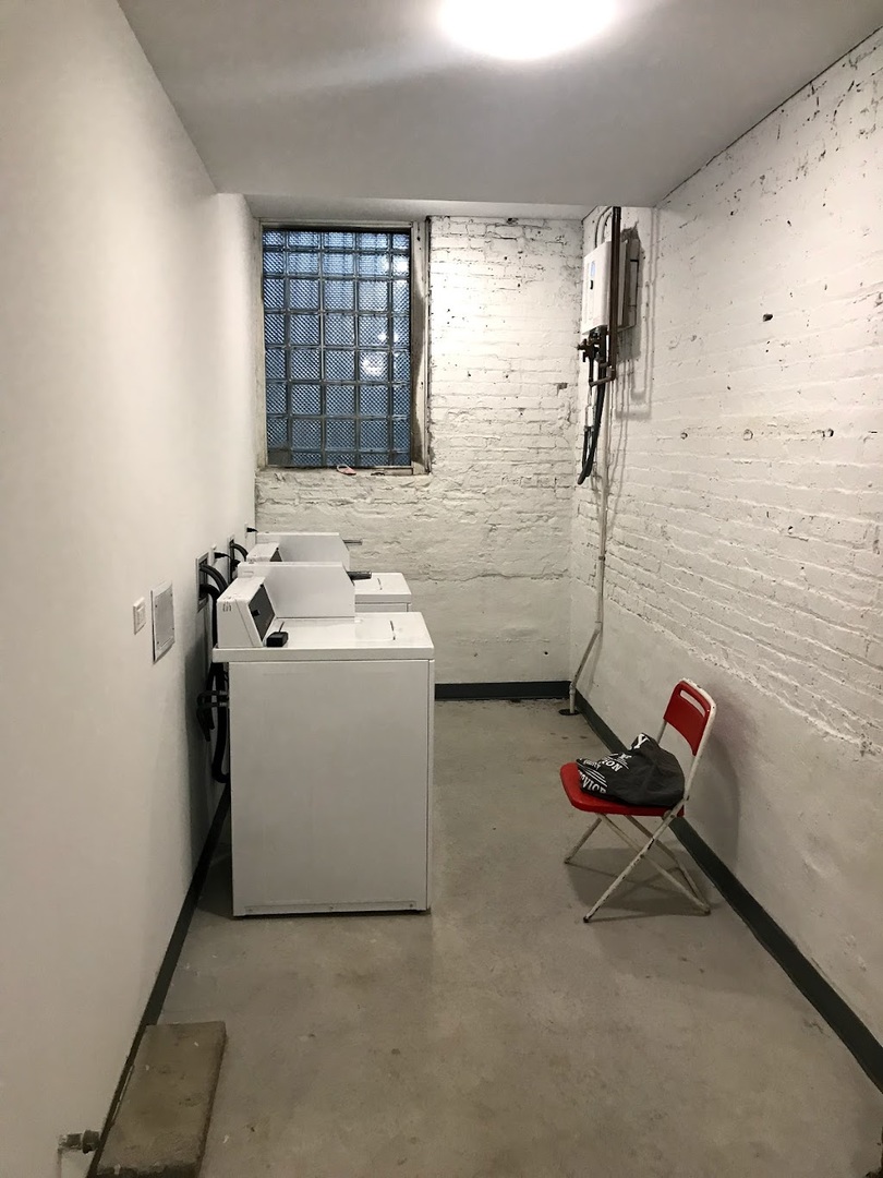 3227 W DIVISION Street #1E, Chicago, IL 60651