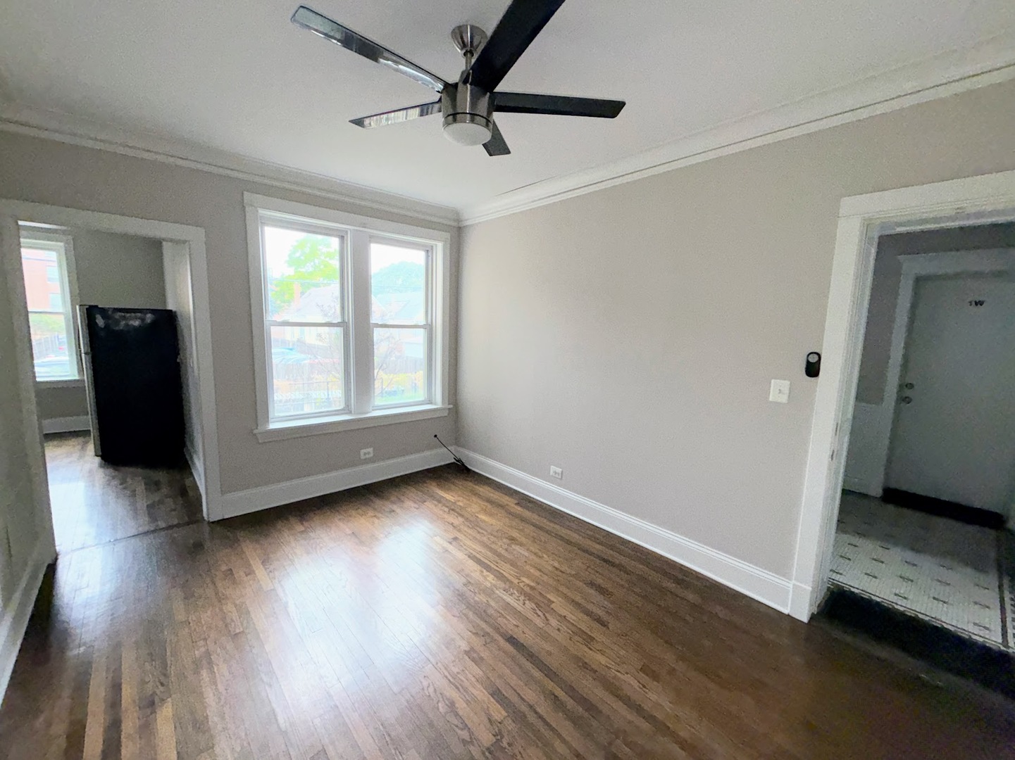 3227 W DIVISION Street #1E, Chicago, IL 60651