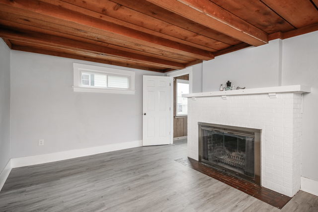 221 Elm Street, Batavia, IL 60510