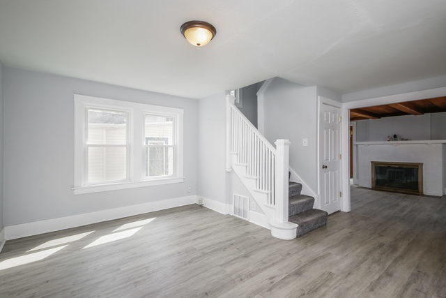 221 Elm Street, Batavia, IL 60510