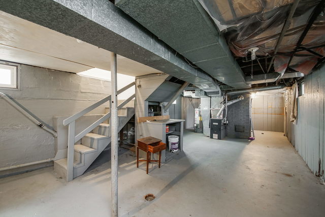 221 Elm Street, Batavia, IL 60510