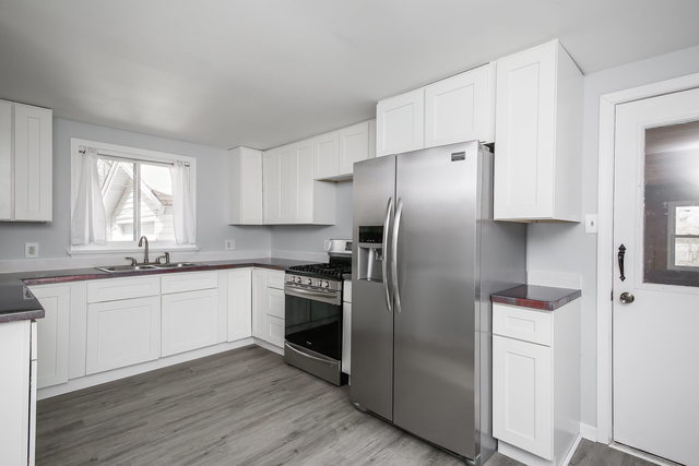 221 Elm Street, Batavia, IL 60510