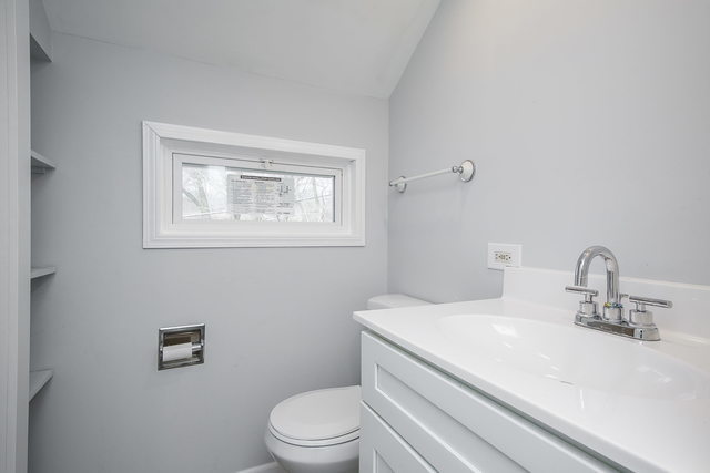 221 Elm Street, Batavia, IL 60510