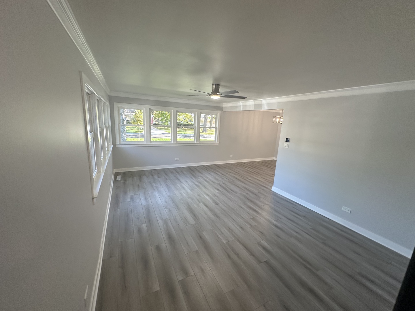 326 Indian Drive, Glen Ellyn, IL 60137