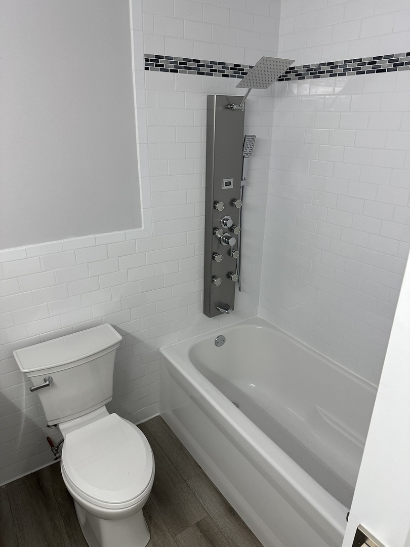 326 Indian Drive, Glen Ellyn, IL 60137