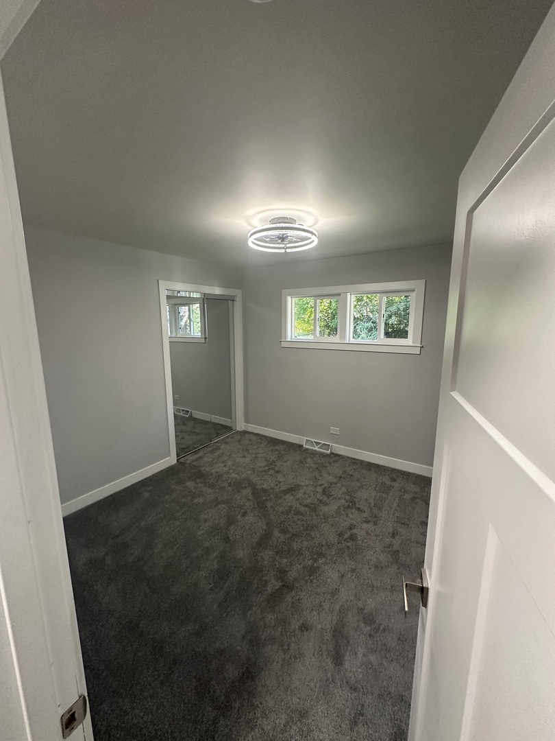 326 Indian Drive, Glen Ellyn, IL 60137